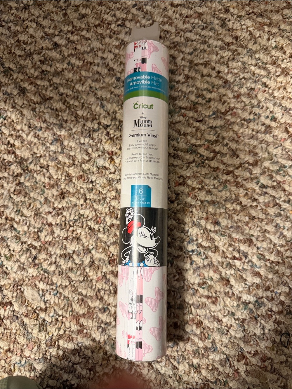 Cricut Removable Matte Vinyl Roll with Minnie Mouse Pink Accents